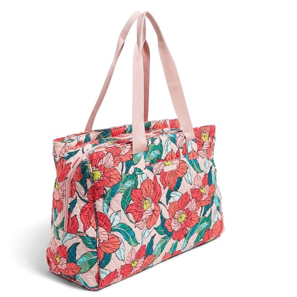 Vera Bradley Handbags - NWT Vera Bradley “Vintage Floral” Triple Compartment Travel Bag